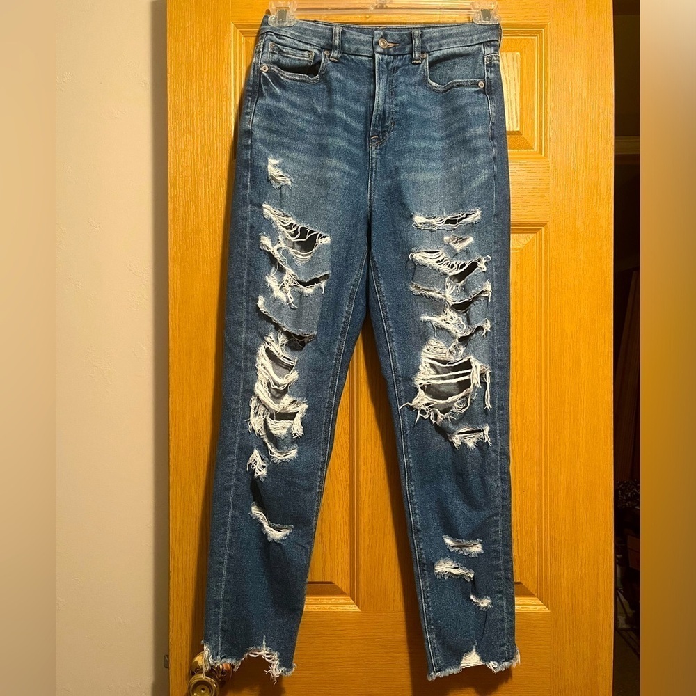 American Eagle Curvy Mom Jeans